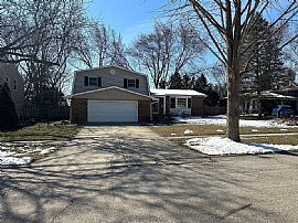 1031 Shari Ln, Libertyville, Il 60048  Home Sweet Home  in Libertyville, IL