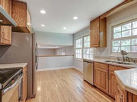 1031 Shari Ln, Libertyville, Il 60048  Home Sweet Home  in Libertyville, IL (Photo 2 of 7)