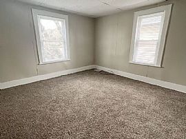 1203 S Jefferson St, Muncie, in 47302  Home Sweet Home in Muncie, IN (Photo 3 of 8)