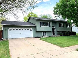 155 Bayberry Ln, North Liberty, Ia 52317  Affordable House in North Liberty, IA