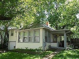 806 S Van Buren St, Iowa City, Ia 52240 Home Sweet Home in Iowa City, IA