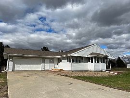 7917 Ne Berwick Dr, Ankeny, Ia 50021   Home Sweet Home  in Ankeny, IA