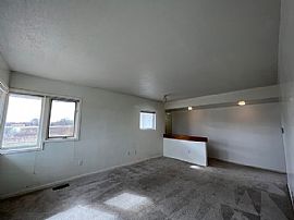 7917 Ne Berwick Dr, Ankeny, Ia 50021   Home Sweet Home  in Ankeny, IA (Photo 3 of 9)