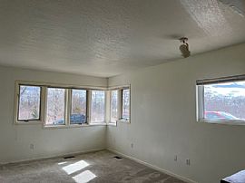 7917 Ne Berwick Dr, Ankeny, Ia 50021   Home Sweet Home  in Ankeny, IA (Photo 4 of 9)