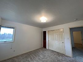 7917 Ne Berwick Dr, Ankeny, Ia 50021   Home Sweet Home  in Ankeny, IA (Photo 7 of 9)