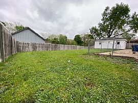 3309 E 29th St, Des Moines, Ia 50317  House For Rent in Des Moines, IA (Photo 4 of 12)