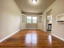 3309 E 29th St, Des Moines, Ia 50317  House For Rent in Des Moines, IA (Photo 8 of 12)