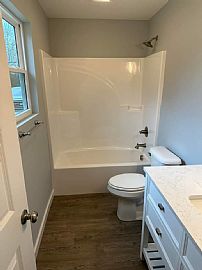 Well Furnished 2 Bedroom and 2 Bathroom  1,500 Sqft  in New Orleans, LA (Photo 6 of 11)