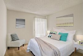 Well Furnished 2 Bedroom and 2 Bathroom  1,500 Sqft  in New Orleans, LA (Photo 8 of 11)
