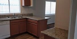 Well Furnished 2 Bedroom and 2 Bathroom 1,500 Sqft in California City, CA (Photo 3 of 10)