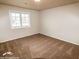 1005 Conley Cir, Manhattan, Ks 66502  House For Rent in Manhattan, KS (Photo 8 of 9)