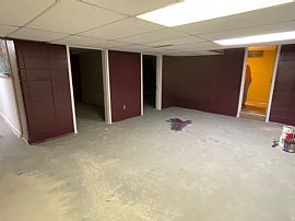 921 Manor Rd, Salina, Ks 67401   Available For Rent  in Salina, KS (Photo 10 of 10)