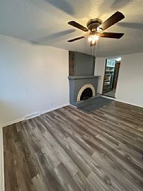 921 Manor Rd, Salina, Ks 67401   Available For Rent  in Salina, KS (Photo 5 of 10)