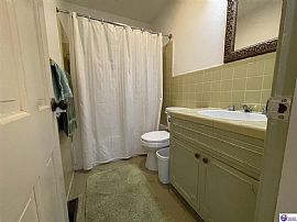 302 Cardinal Dr, Greensburg, Ky 42743  For Rent in Greensburg, KY (Photo 6 of 8)