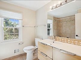 8709 Sleepy Hollow Ln, Potomac, Md 20854 in Potomac, MD (Photo 7 of 9)