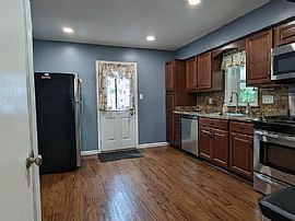 4703 Cardinal Ave, Beltsville, Md 20705  Lovely House in Beltsville, MD (Photo 10 of 12)