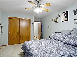 228 W Lexington Blvd, Eau Claire, Wi 54701 in Eau Claire, WI (Photo 7 of 12)