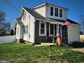 114 Ferndale Rd, Glen Burnie, Md 21061 in Glen Burnie, MD (Photo 2 of 12)