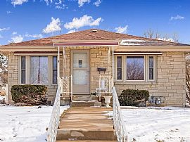 2586 S 78th St, West Allis, Wi 53219 in West Allis, WI