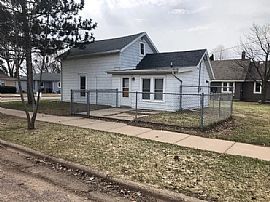 1134 Water St, Chippewa Falls, Wi 54729 in Chippewa Falls, WI