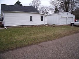 523 E 1st St, Lawton, Mi 49065  House For Rent in Lawton, MI (Photo 2 of 11)