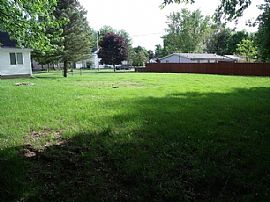 523 E 1st St, Lawton, Mi 49065  House For Rent in Lawton, MI (Photo 3 of 11)