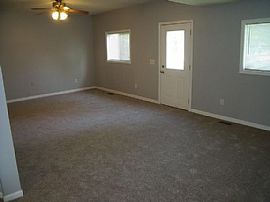 523 E 1st St, Lawton, Mi 49065  House For Rent in Lawton, MI (Photo 6 of 11)