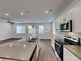 Beautiful Spacious Home in Lawrenceville, GA (Photo 4 of 8)