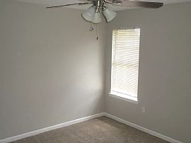 Charming 3 Bedroom  in Conway, AR (Photo 2 of 5)