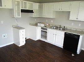 Charming 3 Bedroom  in Conway, AR (Photo 4 of 5)