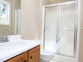 Charming 3 Bedroom  in Huntsville, AL (Photo 5 of 8)