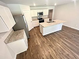 164 Meadowridge Dr, Hazel Green, Al 35750 in Hazel Green, AL (Photo 4 of 12)