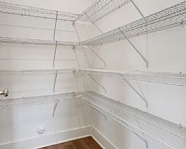 4088 Rock Ln, Birmingham, Al 35210 in Birmingham, AL (Photo 4 of 10)