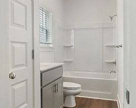 4088 Rock Ln, Birmingham, Al 35210 in Birmingham, AL (Photo 6 of 10)