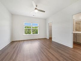 4088 Rock Ln, Birmingham, Al 35210 in Birmingham, AL (Photo 7 of 10)