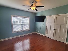 1105 Humes Ave Ne, Huntsville, Al 35801 in Huntsville, AL (Photo 6 of 10)