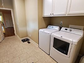 1105 Humes Ave Ne, Huntsville, Al 35801 in Huntsville, AL (Photo 9 of 10)