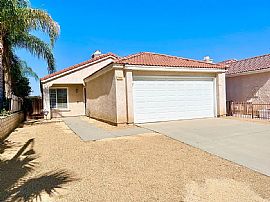Charming 2-Bedroom,House in Hemet, CA (Photo 10 of 12)