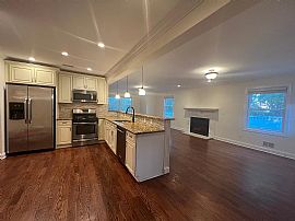 Lovely House For Rent  in Livingston, NJ (Photo 2 of 6)