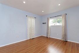 Charming 2 Bedroom, 2 Bathroom, House  in Oakland, CA (Photo 10 of 11)