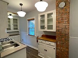 Ready to Move in  in Rochester, NY (Photo 2 of 9)