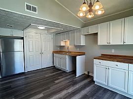 Single Family Home  in Rochester, NY (Photo 2 of 6)