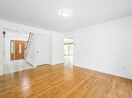 Beautiful House For Rent  in Armonk, NY (Photo 2 of 7)