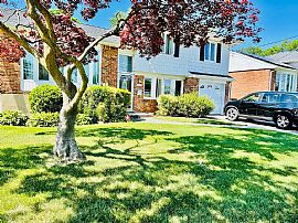 Gorgeous House For Rent  in Williston Park, NY