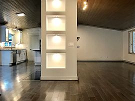 Adorable House For Rent  in Medina, WA (Photo 4 of 7)