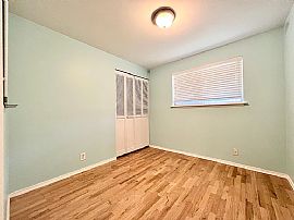 Single Family Home For Rent  in Renton, WA (Photo 4 of 8)