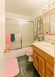 Awesome Home in Baltimore, MD (Photo 10 of 12)