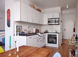 Lovely 2 Bedroom with Extra Room in New Orleans, LA (Photo 2 of 6)