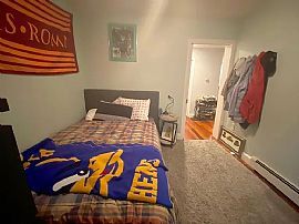 Nice 2bd and   1.5bth Available  in Daly City, CA (Photo 4 of 8)