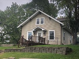 211 S 5th St, Plattsmouth, Ne 68048 House For Rent in Plattsmouth, NE